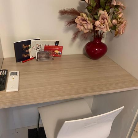 Aria Di Casa Hotel Verona Bagian luar foto